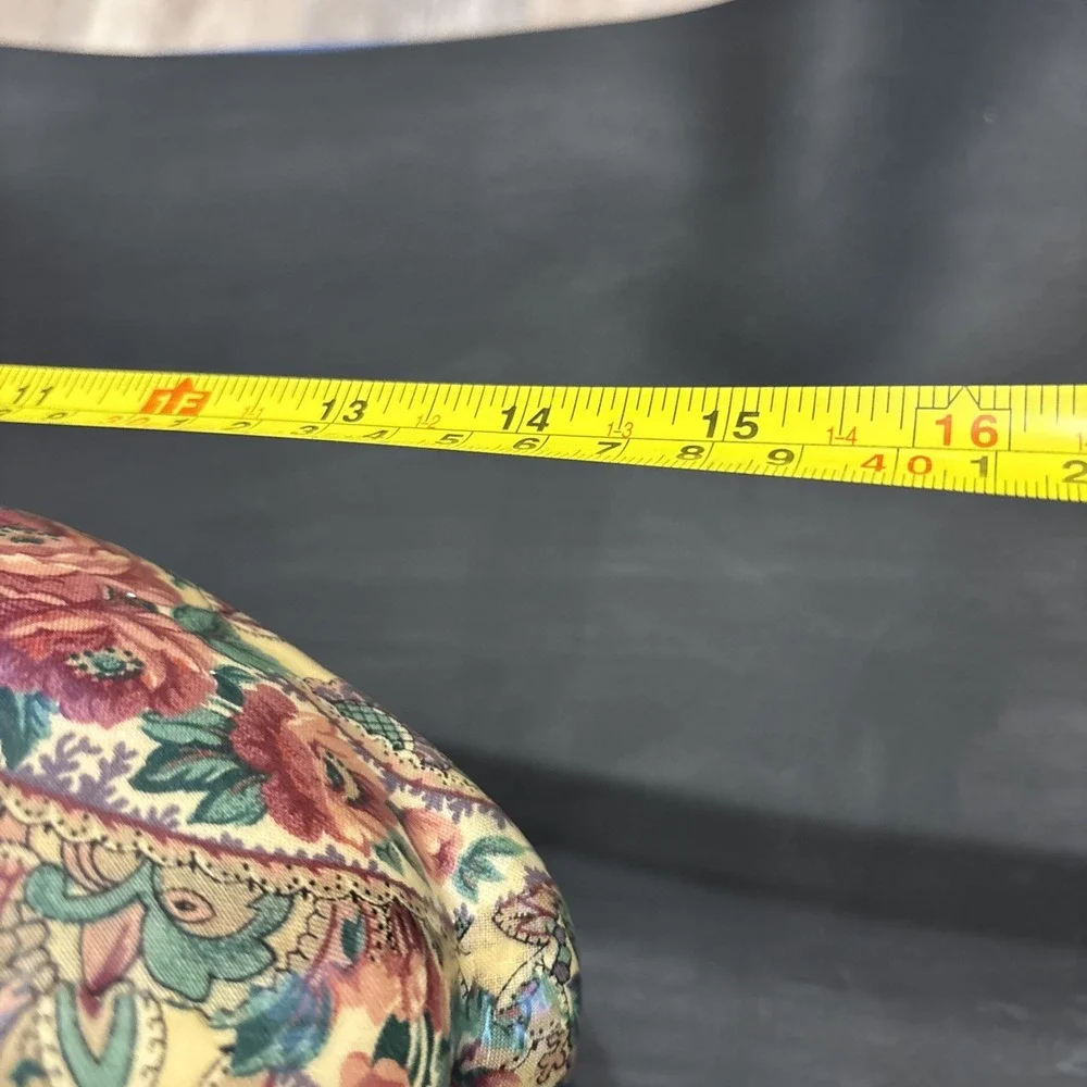 Large 16